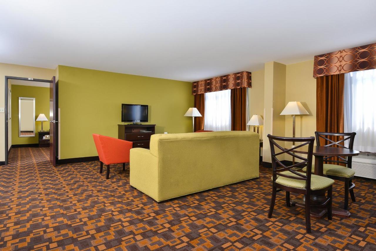 Holiday Inn Mount Prospect-Chicago Eksteriør billede
